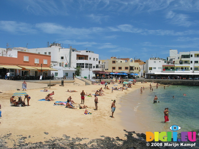 27646 Playa Galera beach at Corralejo